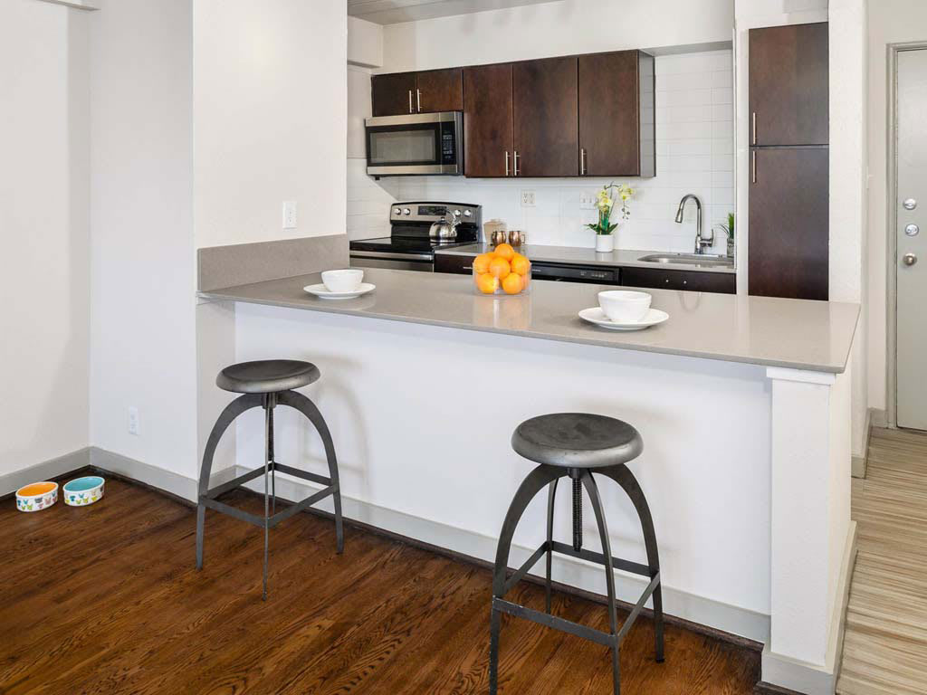 Kitchen with island